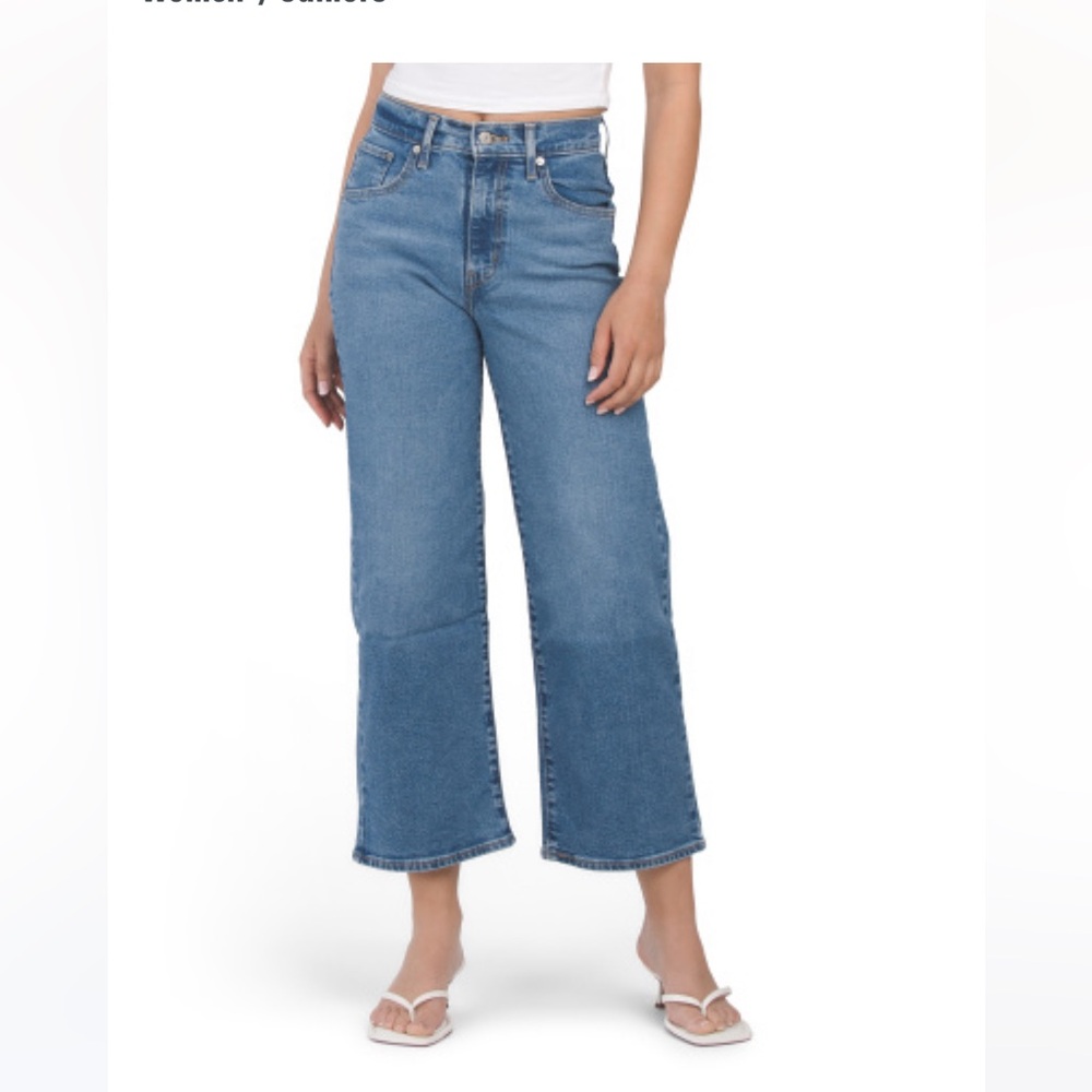 Levi’s High Rise Wide-Leg Jeans